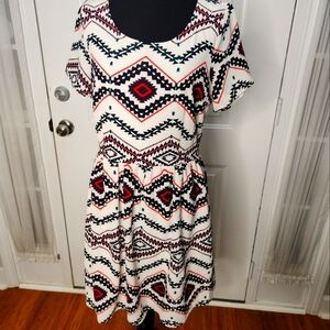 Doe & Rae Aztec Design Dress Size Medium‎